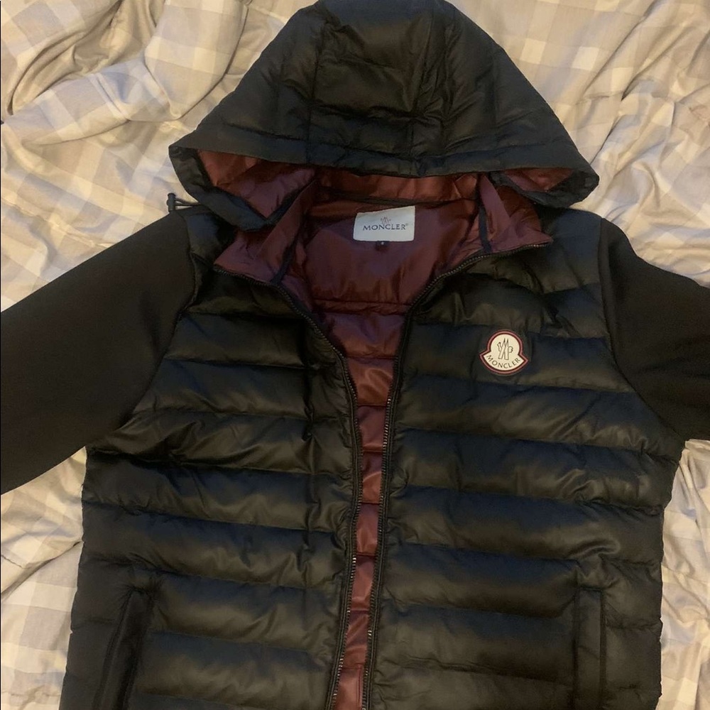 Moncler puffer winter jacket size small